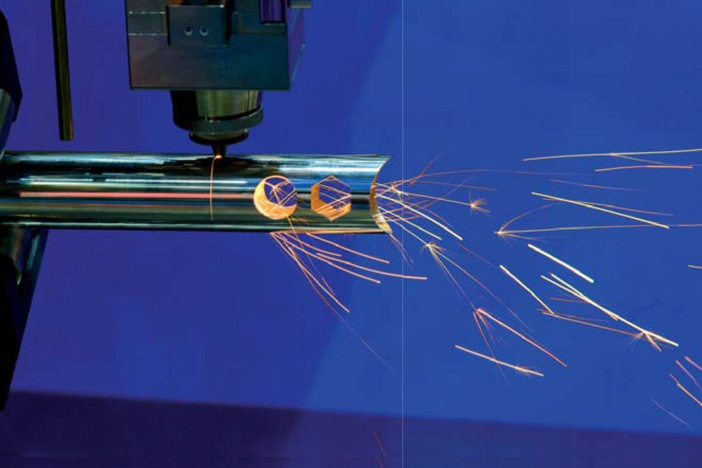 La importancia de la innovación industrial en los procesos del acero inoxidable. El corte por láser de fibra, un ejemplo perfecto de esto.